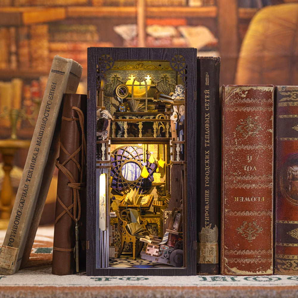 Cutebee Book Nook: Nebula Common Room
