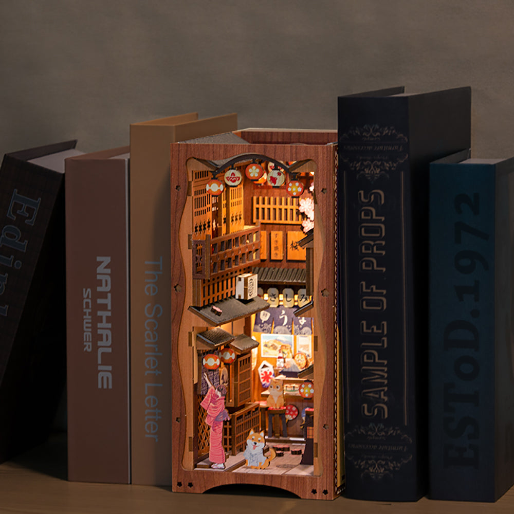 Cutebee Book Nook: Under the Sakura Tree
