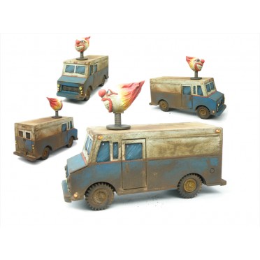 Mini Crooked Apocalypse: Box Van and roof ornament (1)