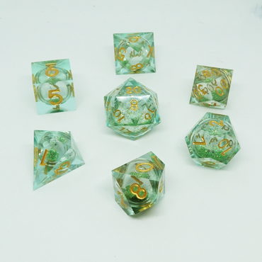 Dice Chronicle: Poly 7 Set Cube Liquid Core Molten