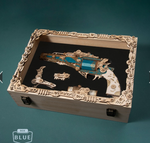 Model Howcat Steam Revolver