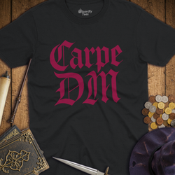 T-Shirt Wizardly: Carpe DM Red Letters