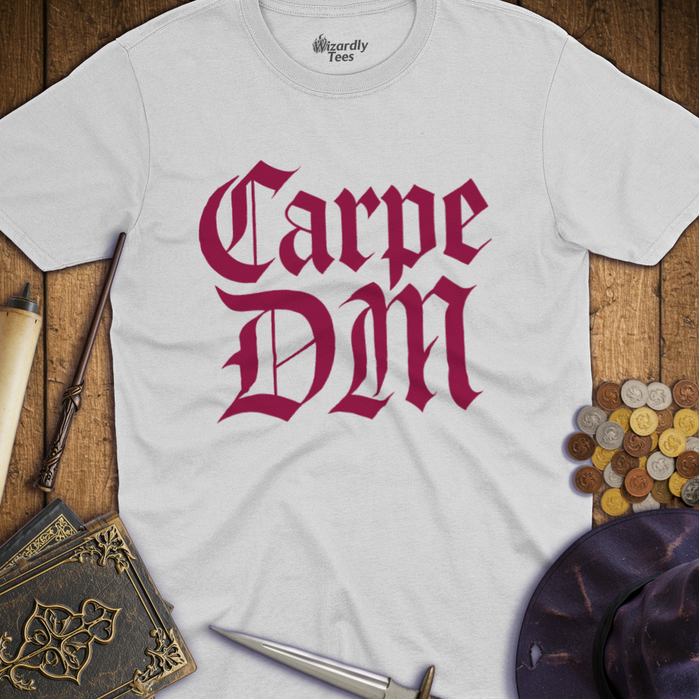 T-Shirt Wizardly: Carpe DM Red Letters