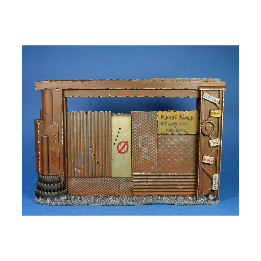 Mini Terrain Crooked: Scrap Gate and Signs - resin, 9 pieces