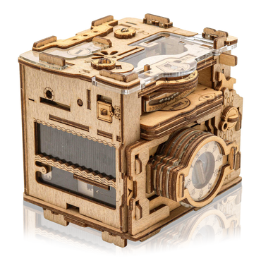 Cluebox 6: Sherlock's Camera