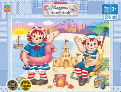 Puzzle Masterpieces:   24 Piece Raggedy Ann & Andy - Beach Fun