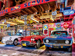 Puzzle Masterpieces:  750 Piece Wheels - Triple Threat