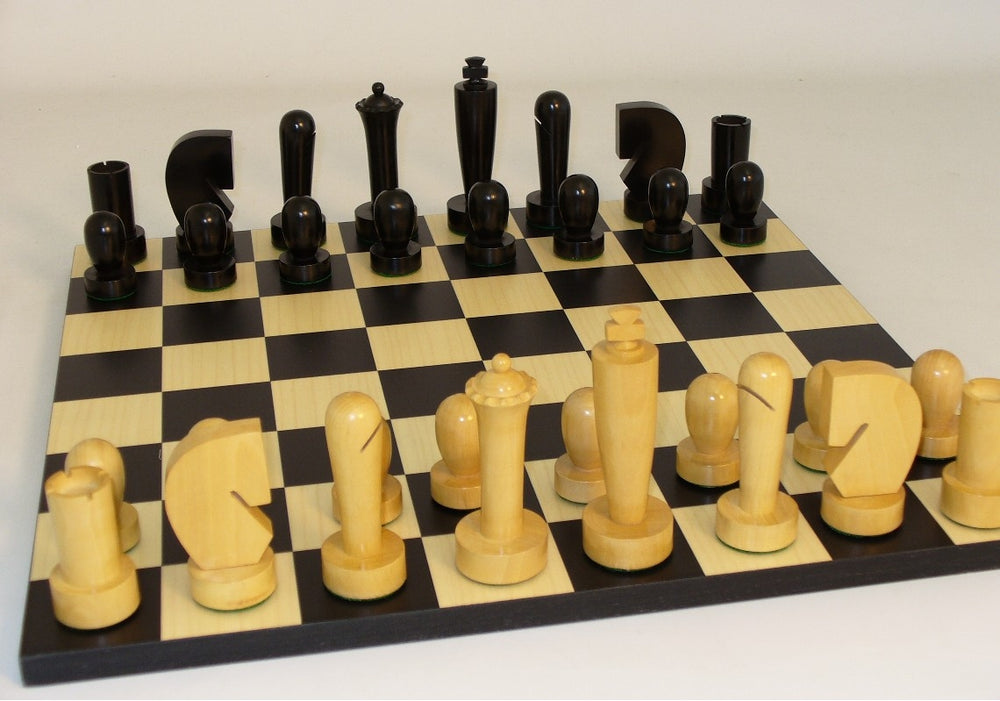 Chess Set 4" Black Berliner Chessmen on Black Basic Chess Board