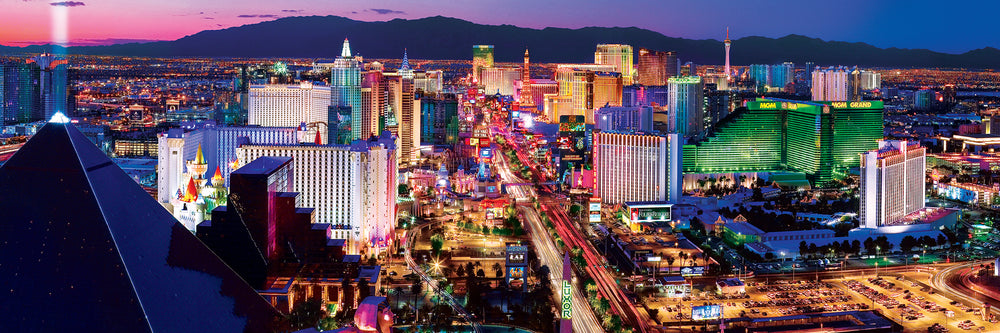 Puzzle Masterpieces: 1000 Piece Panoramic American Vistas - Las Vegas