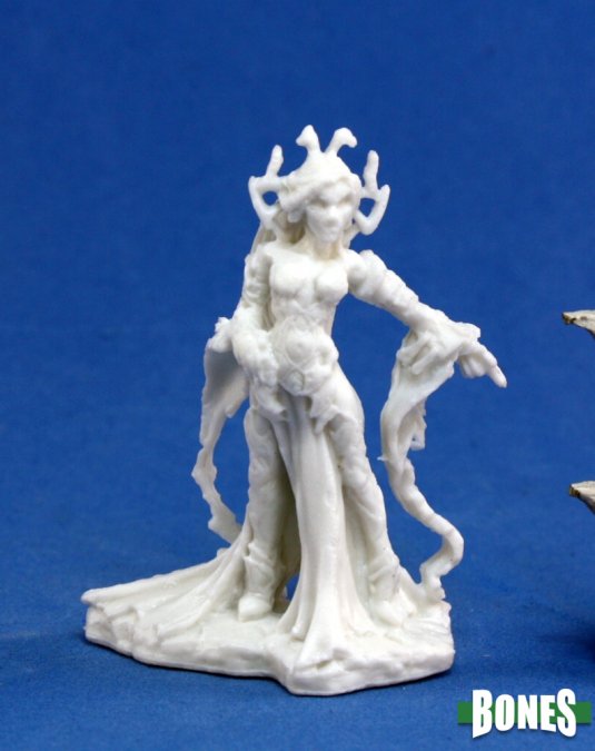 Mini Reaper Bones: Shaeress - Dark Elf Queen