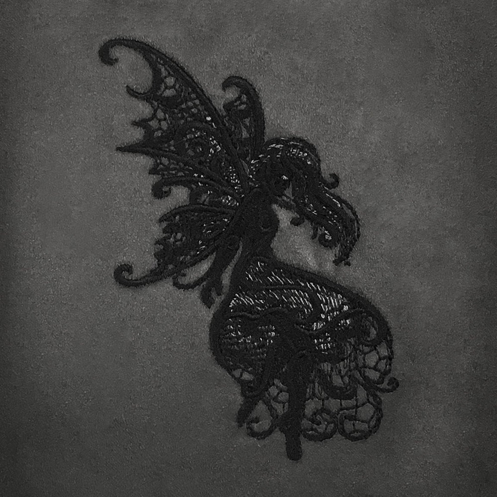 Dice Bag Red King: Embroidered Baroque