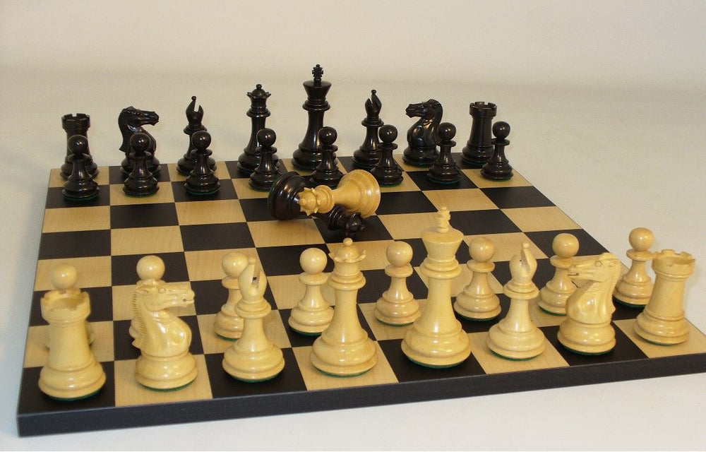 Chess Set 3.5in Exclusive pieces w/Double Queens on Black/Maple Board