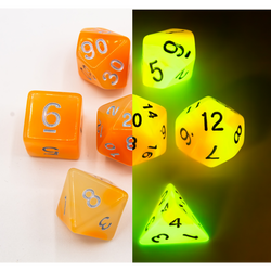 Dice Critical Hit: Poly 7 Set Fusion Glow In Dark