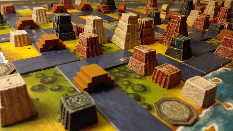 Mexica Deluxe (Dutch and German Rules Included - English rules printed)