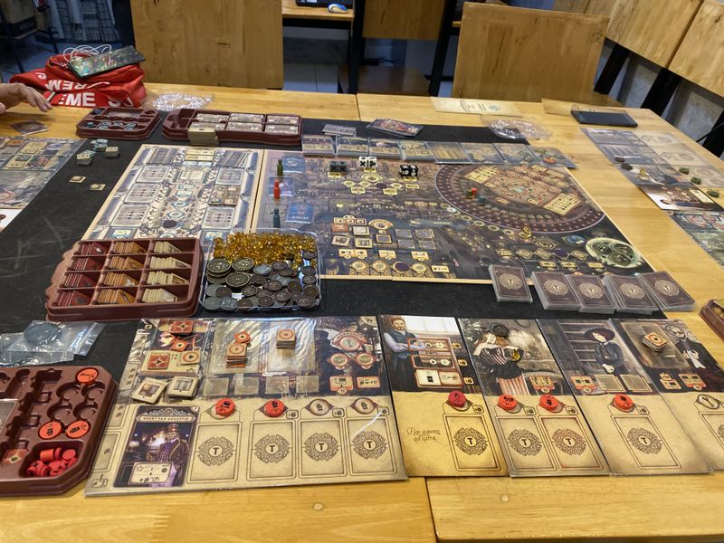 Trickerion: Dahlgaard's Academy